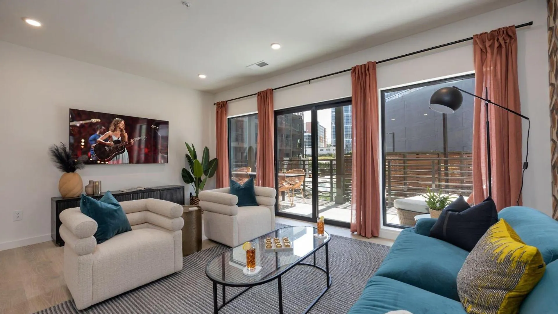 Hyve - Boho Bliss - 3 Bedroom - Located In Sobro Nashville
