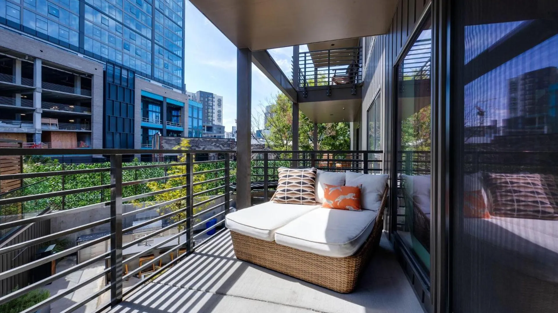 Hyve - Boho Bliss - 3 Bedroom - Located In Sobro Nashville